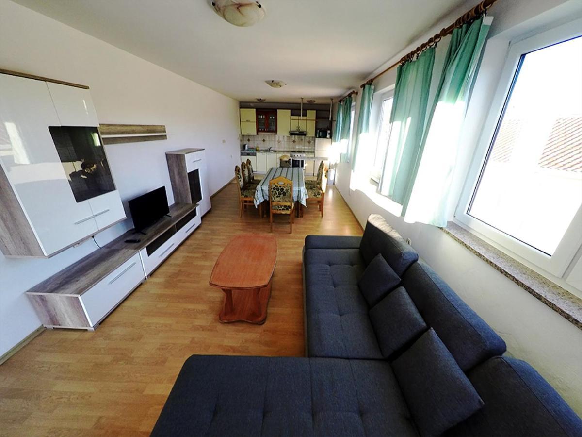 Apartments Piculjan Lopar Eksteriør billede