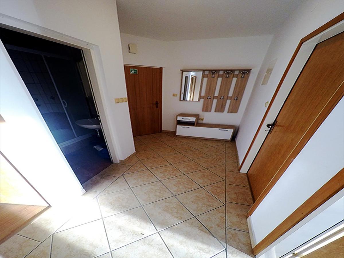 Apartments Piculjan Lopar Eksteriør billede