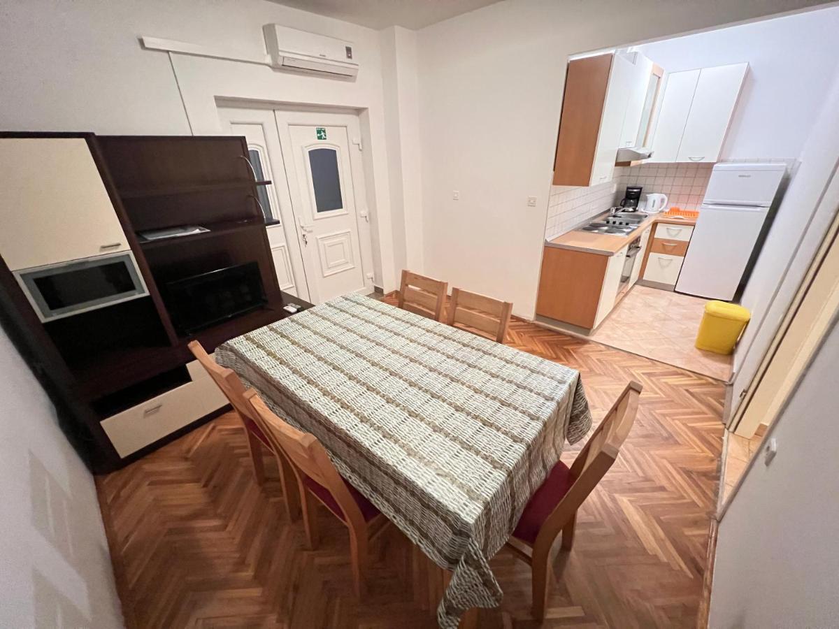 Apartments Piculjan Lopar Eksteriør billede