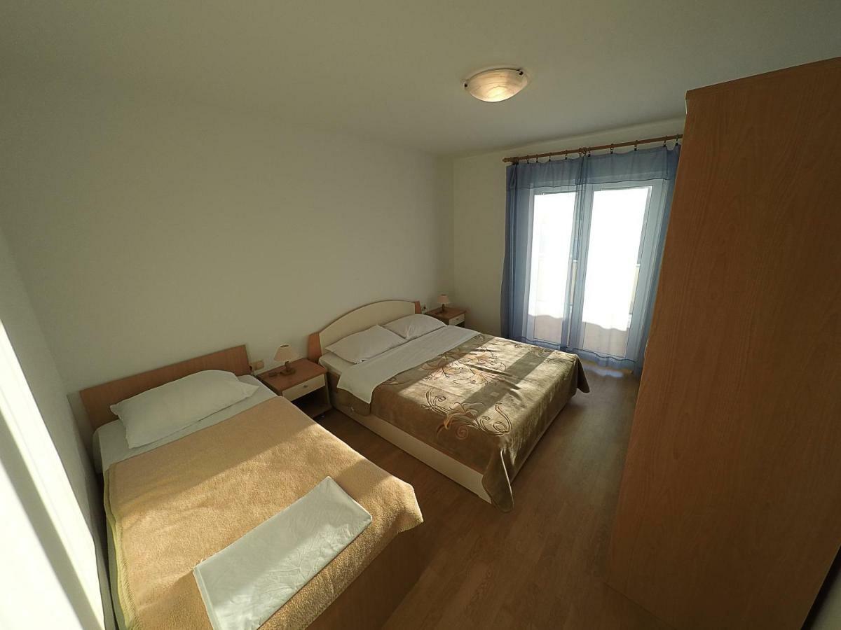 Apartments Piculjan Lopar Eksteriør billede